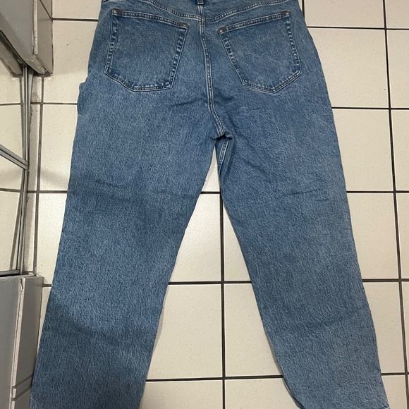 Brand New Abercrombie Straight Jeans - Picture 2 of 3